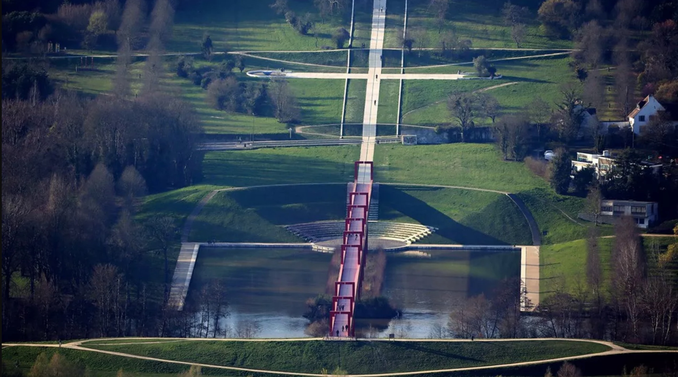 Cergy-Pontoise, Axe Majeur