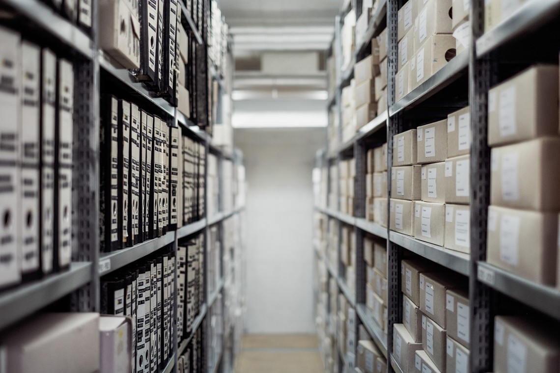 Le document, l'archive, définitions, usages